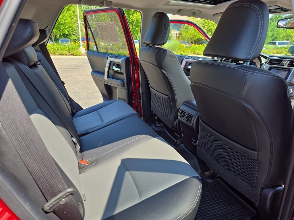 Certified 2019 Toyota 4Runner SR5 Premium AWD/4WD image 15