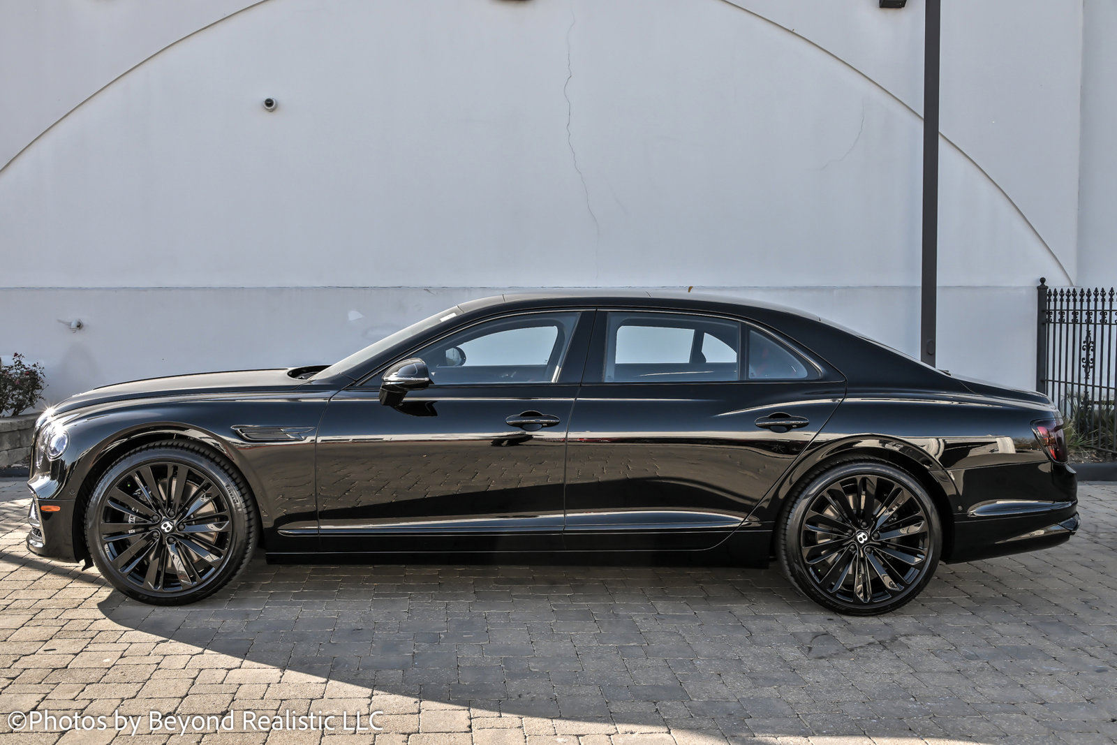 Used 2024 Bentley Flying Spur W12 image 3