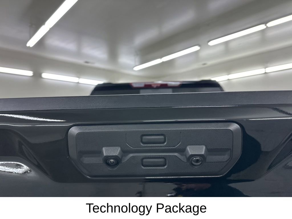 Used 2024 GMC Sierra 1500 Denali w/ Technology Package image 16