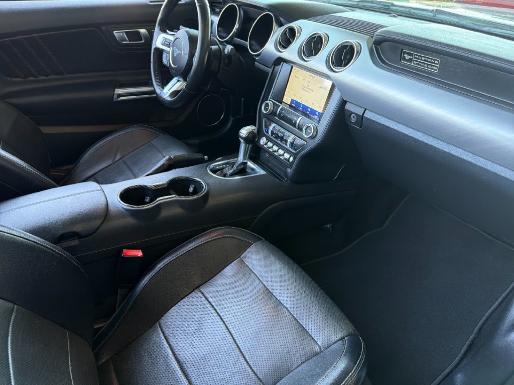 Used 2020 Ford Mustang Premium RWD image 16