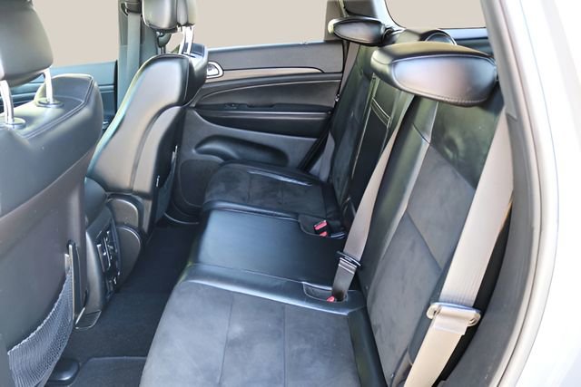 Used 2021 Jeep Grand Cherokee Laredo X image 14