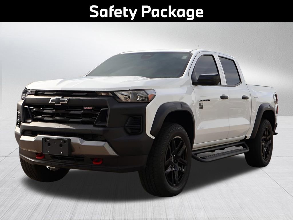 Used 2024 Chevrolet Colorado Trail Boss w/ Technology Package image 4