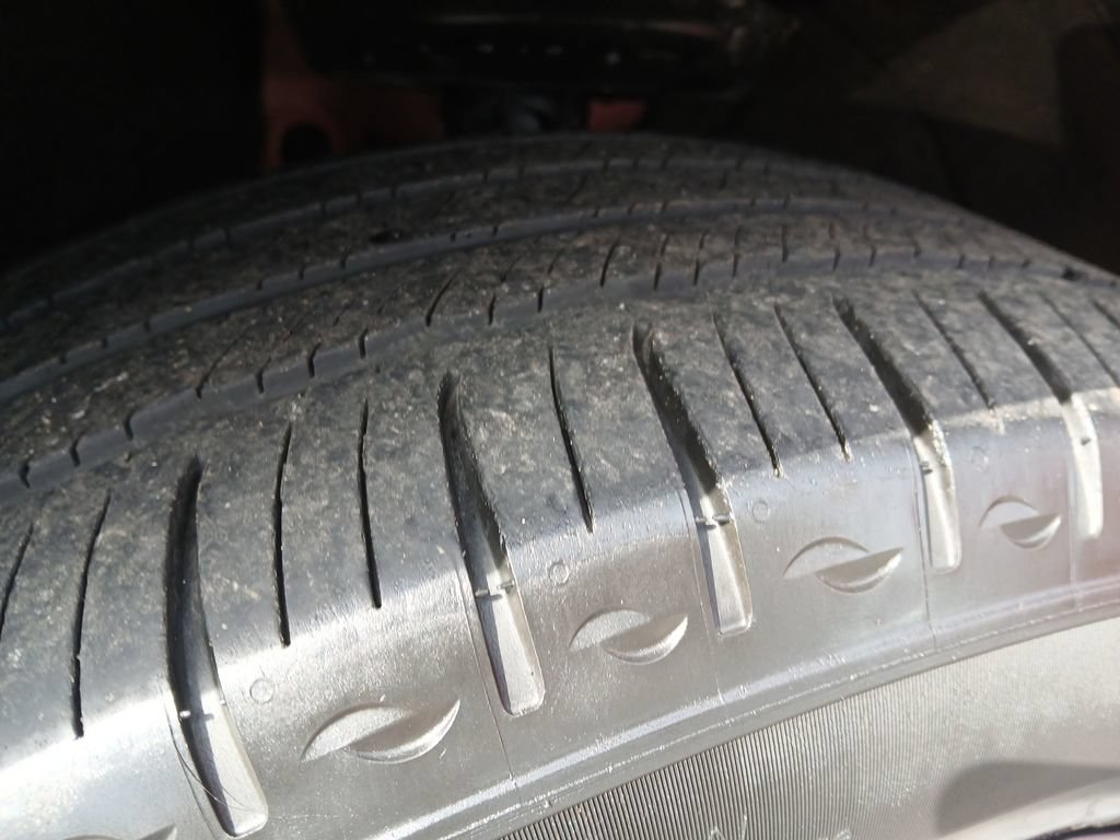 Used 2024 Chevrolet Equinox LT FWD image 28
