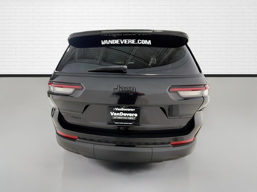 Used 2023 Jeep Grand Cherokee L Laredo AWD/4WD image 8