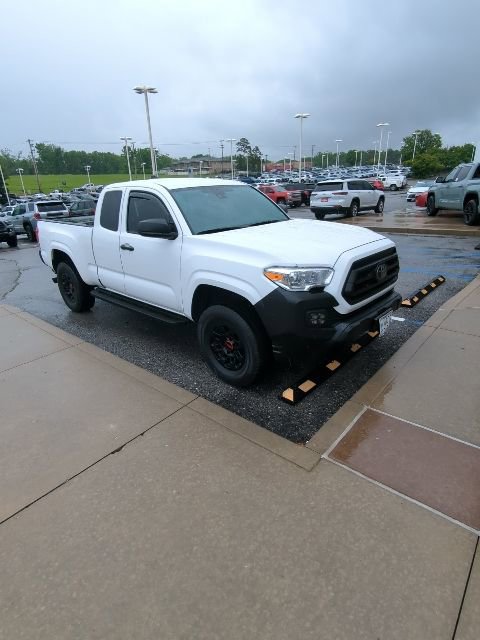 Used 2022 Toyota Tacoma SR RWD image 10