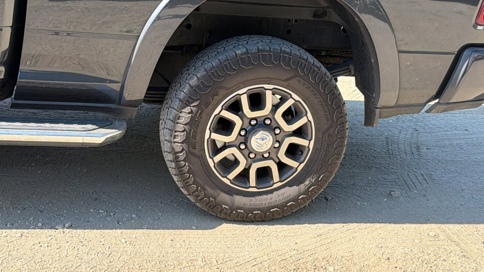 Used 2022 RAM 3500 Limited image 12