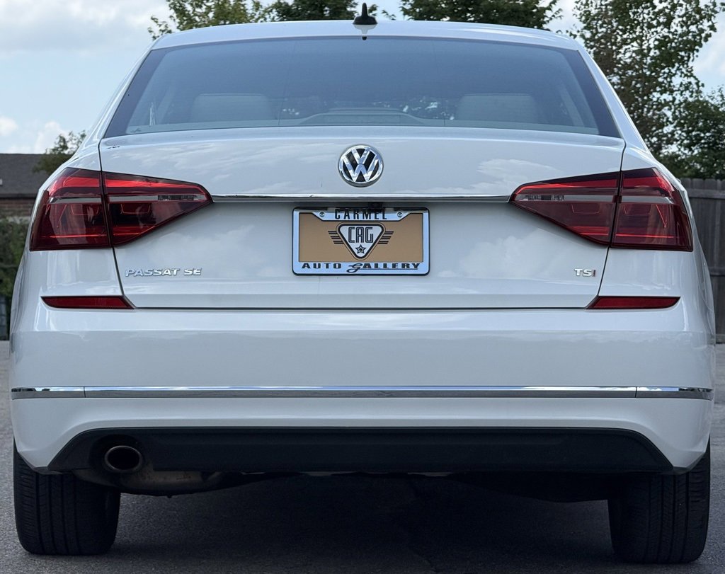 Used 2018 Volkswagen Passat 2.0T SE image 4