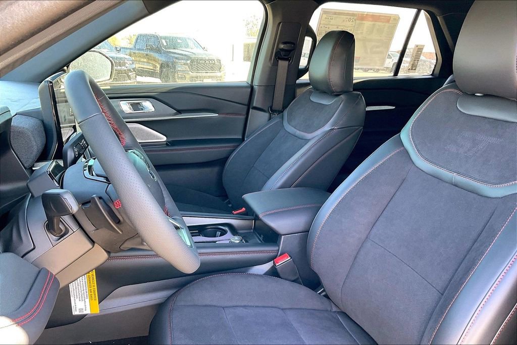 New 2026 Ford Explorer ST w/ Sun And Sound Package image 8