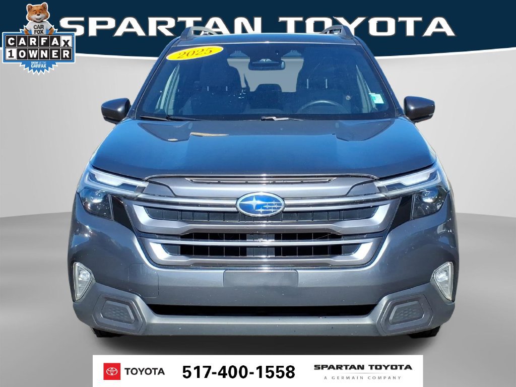 Used 2025 Subaru Forester Limited AWD/4WD image 3