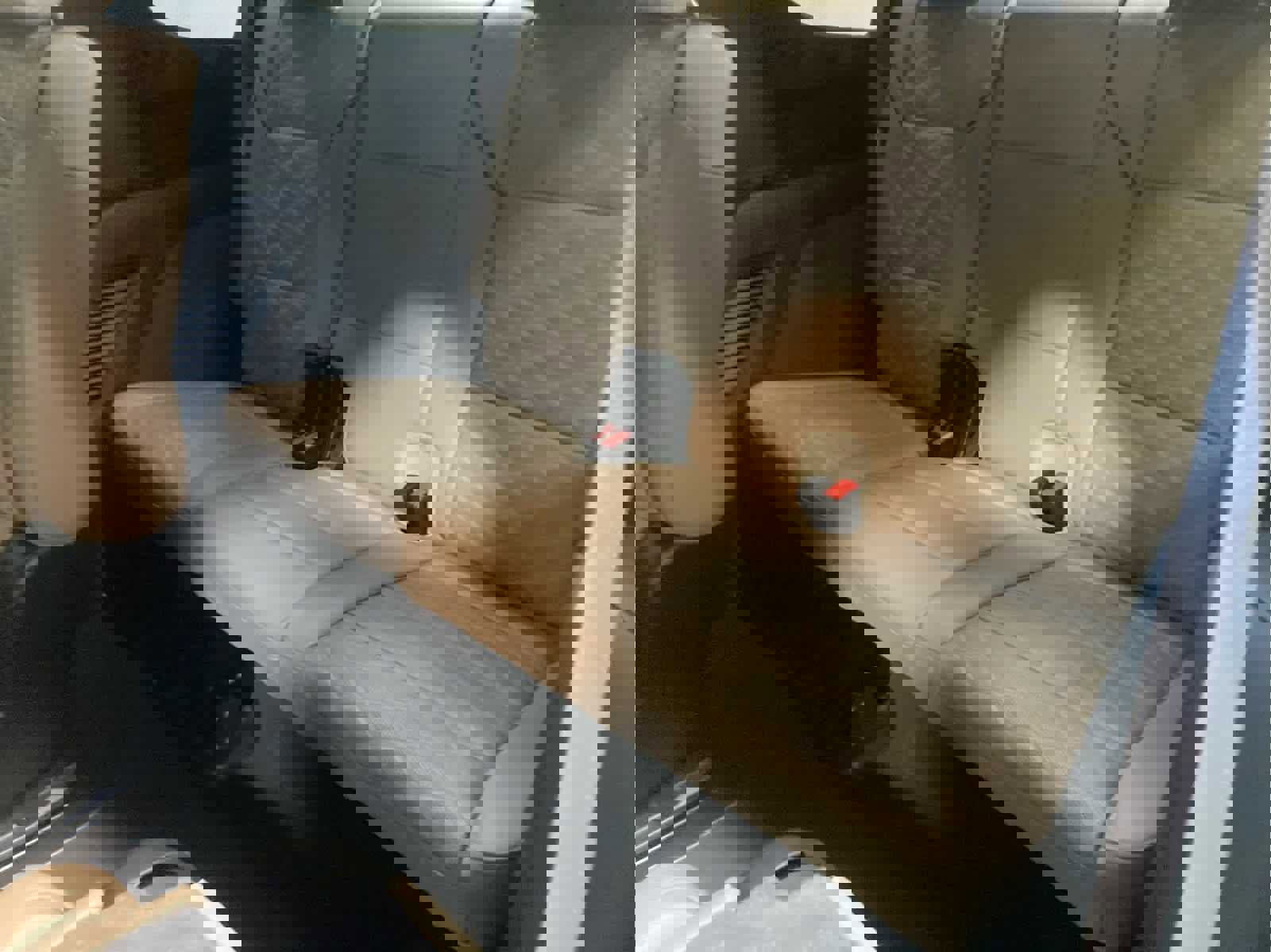 Used 2023 Cadillac Escalade Premium Luxury image 16