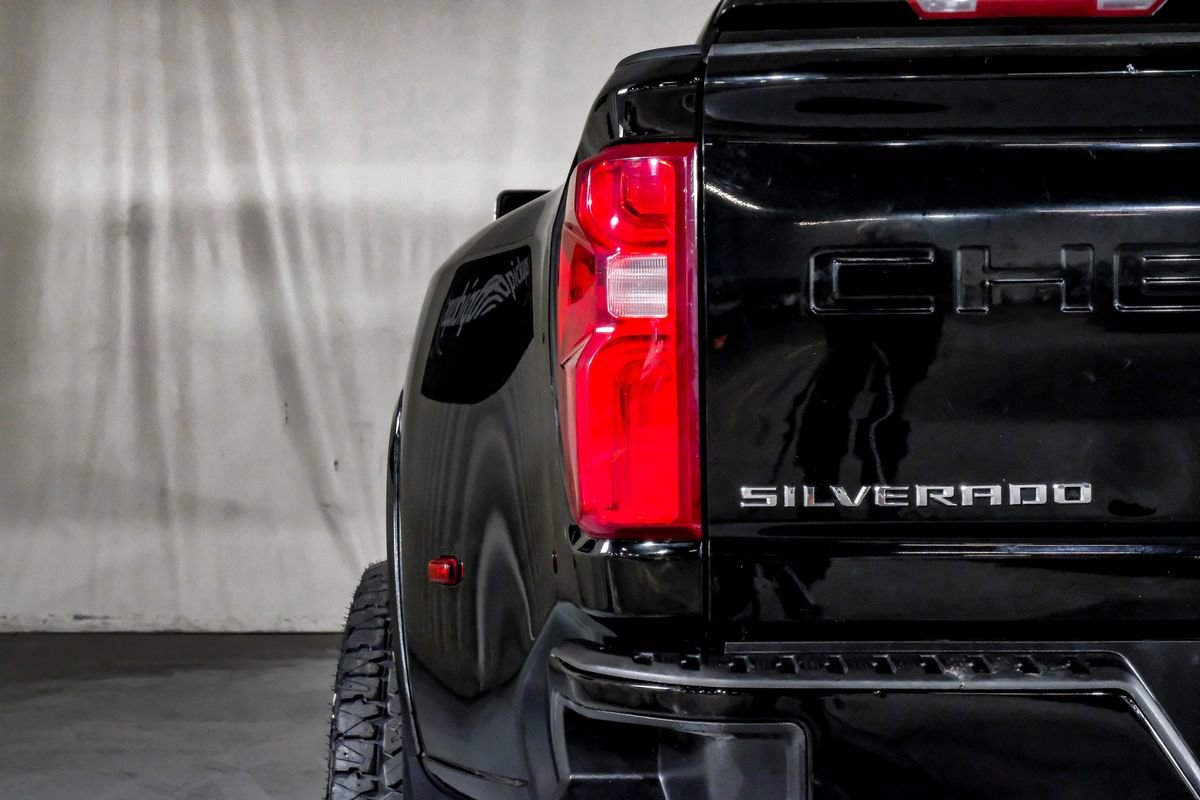 Used 2024 Chevrolet Silverado 3500 LTZ w/ LTZ Convenience Package image 42