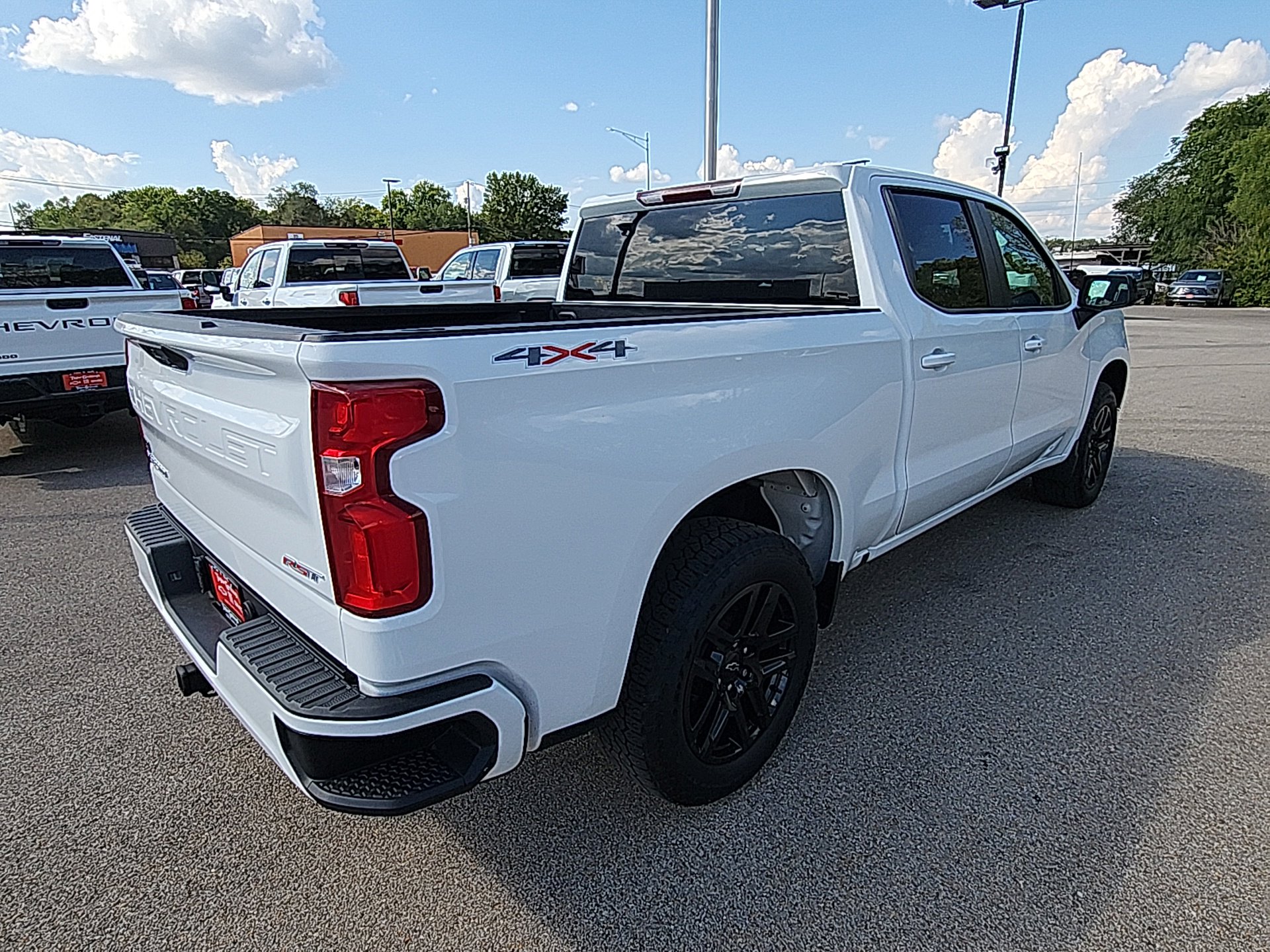 Used 2022 Chevrolet Silverado 1500 RST image 9