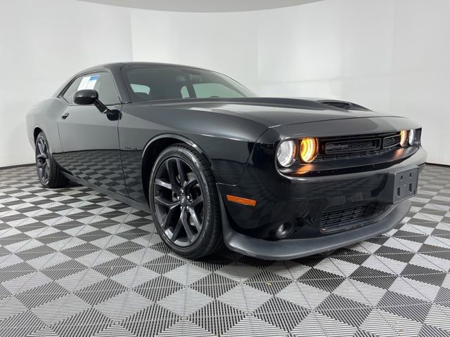 Used 2021 Dodge Challenger R/T w/ Blacktop Package image 32