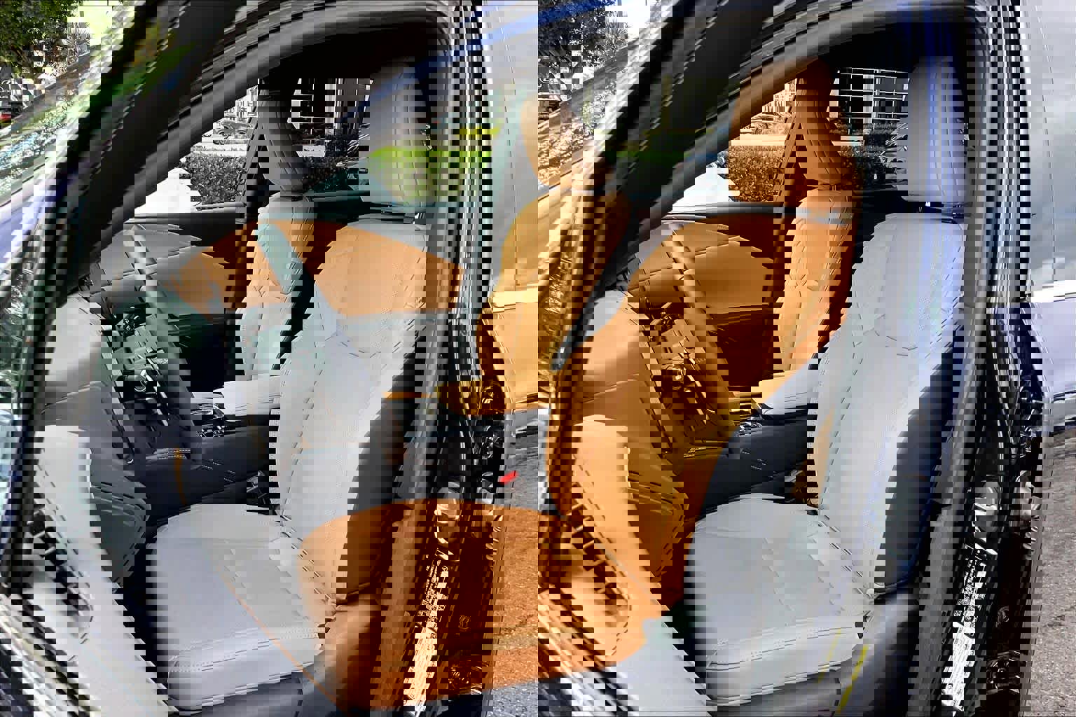 Used 2025 Lexus RX 350 FWD w/ Technology Package image 8