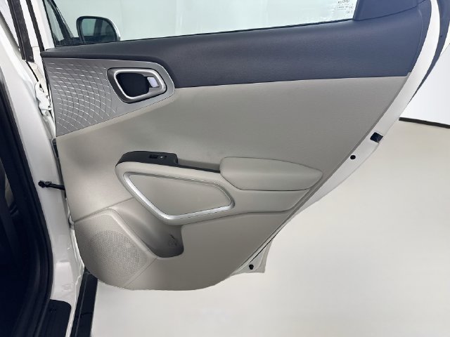 Used 2021 Kia Soul LX FWD image 27