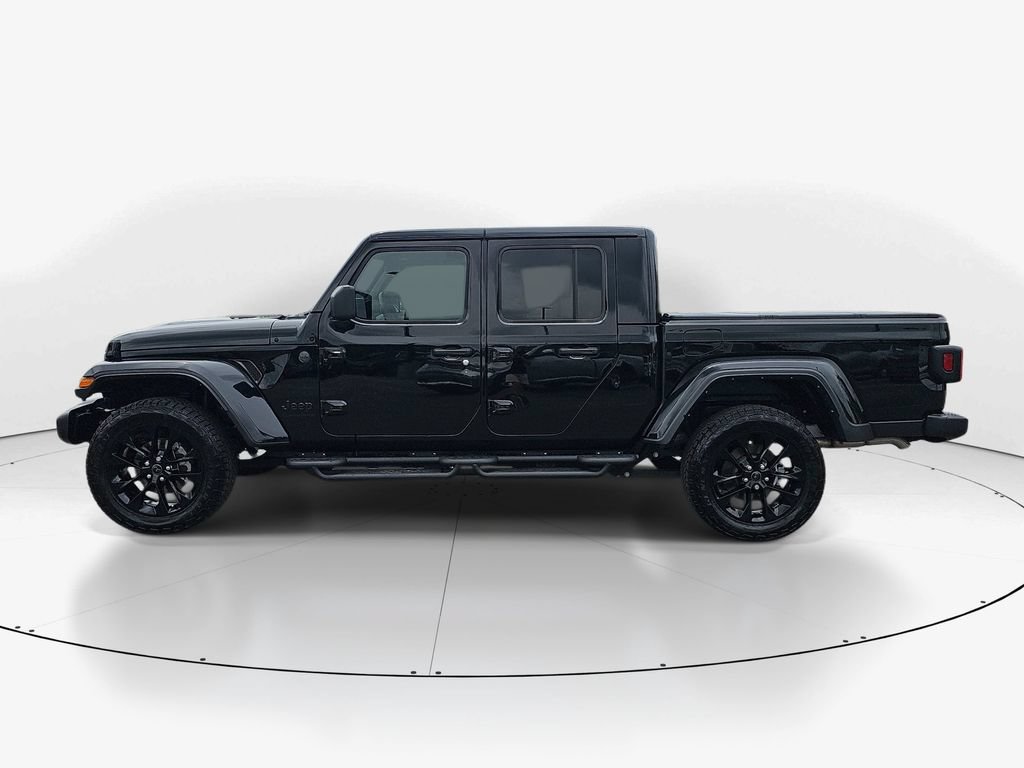 Used 2025 Jeep Gladiator Sport AWD/4WD image 10