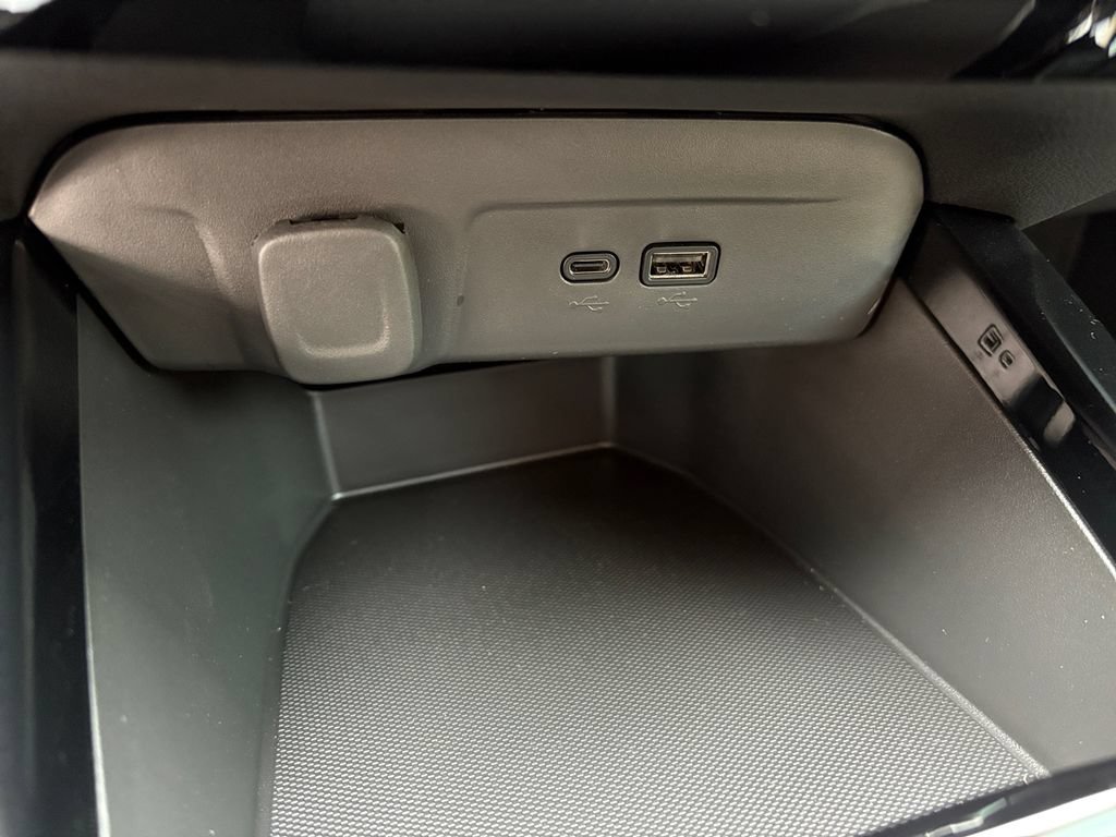 New 2026 Chevrolet Trax ACTIV w/ Driver Confidence Package FWD image 28