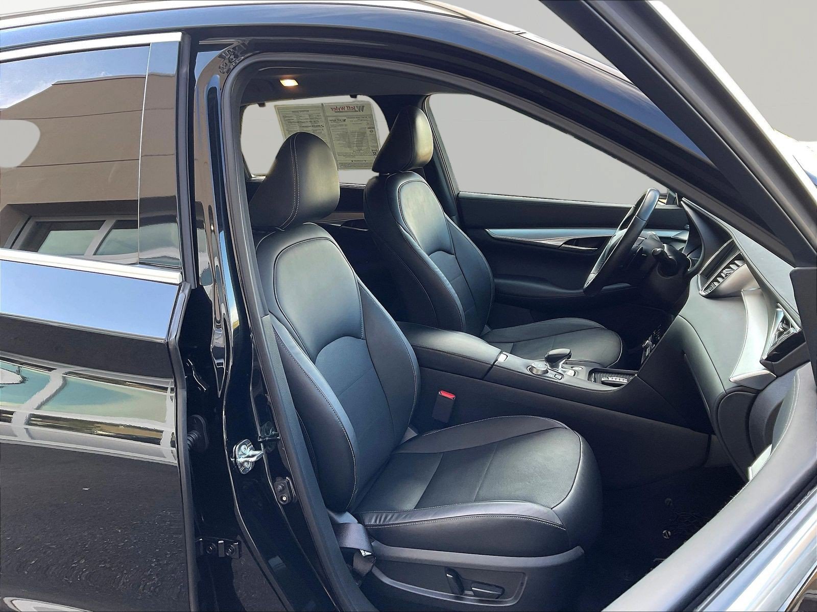 Used 2021 INFINITI QX50 Sensory w/ Cargo Package AWD/4WD image 29