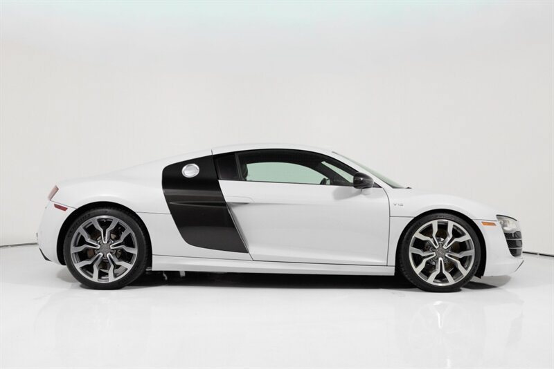 Used 2012 Audi R8 V10 AWD/4WD image 11