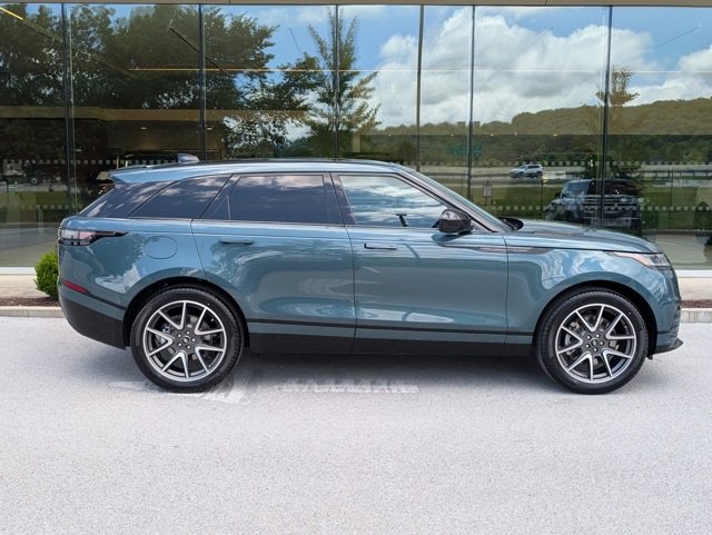 New 2026 Land Rover Range Rover Velar Dynamic SE image 7
