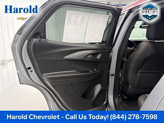 Used 2024 Chevrolet TrailBlazer RS w/ Driver Confidence Package AWD/4WD image 12