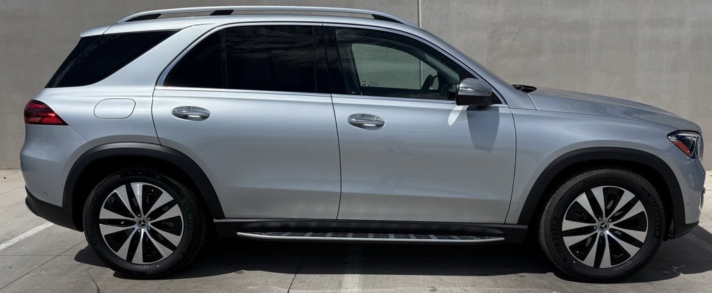 Used 2024 Mercedes-Benz GLE 350 4MATIC image 3