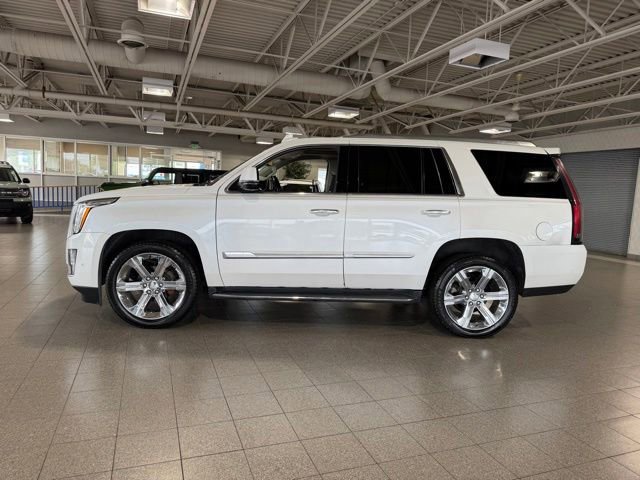 Used 2020 Cadillac Escalade Premium Luxury AWD/4WD image 5