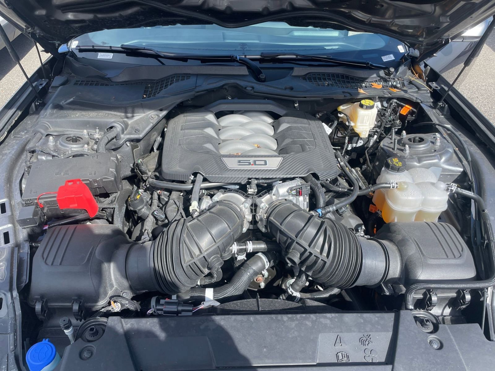 Used 2025 Ford Mustang GT Premium image 32