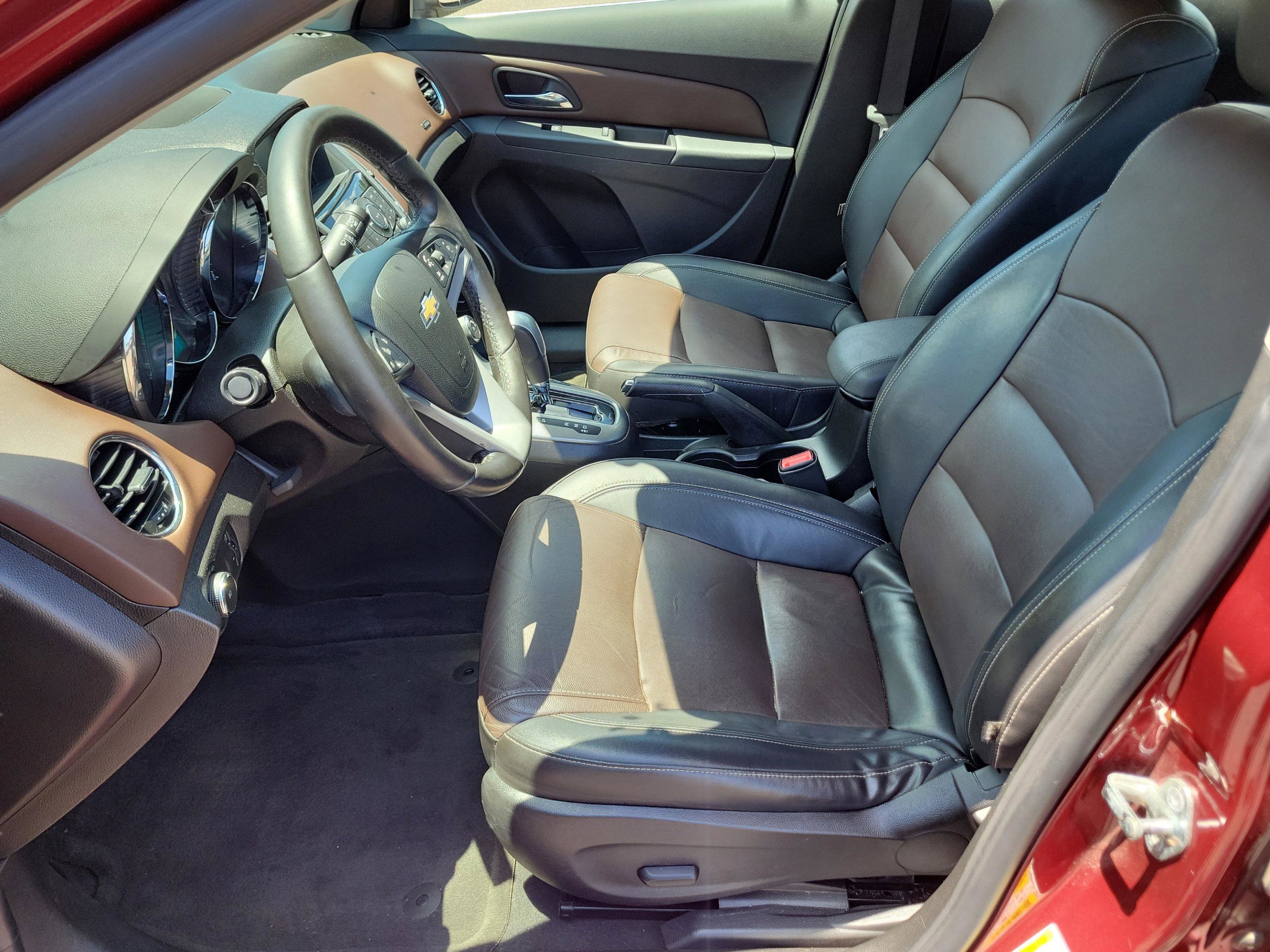 Used 2015 Chevrolet Cruze LTZ w/ Sun, Sound and Sport Package FWD image 24