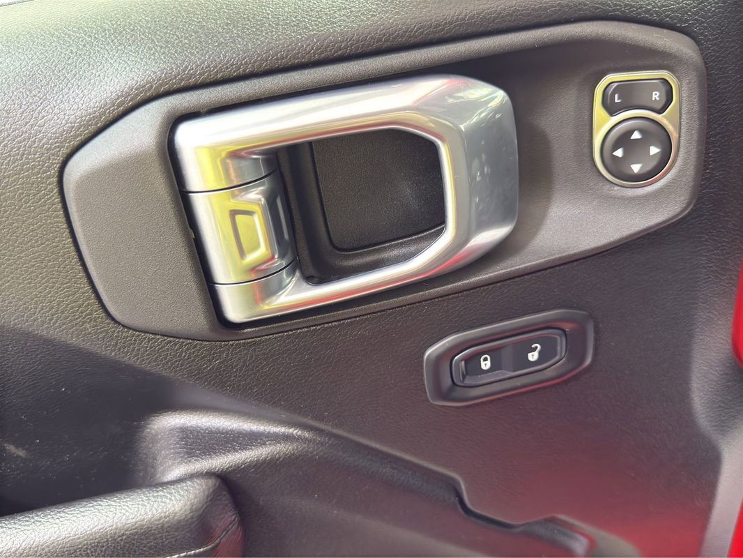 Used 2022 Jeep Wrangler Unlimited Sport image 12