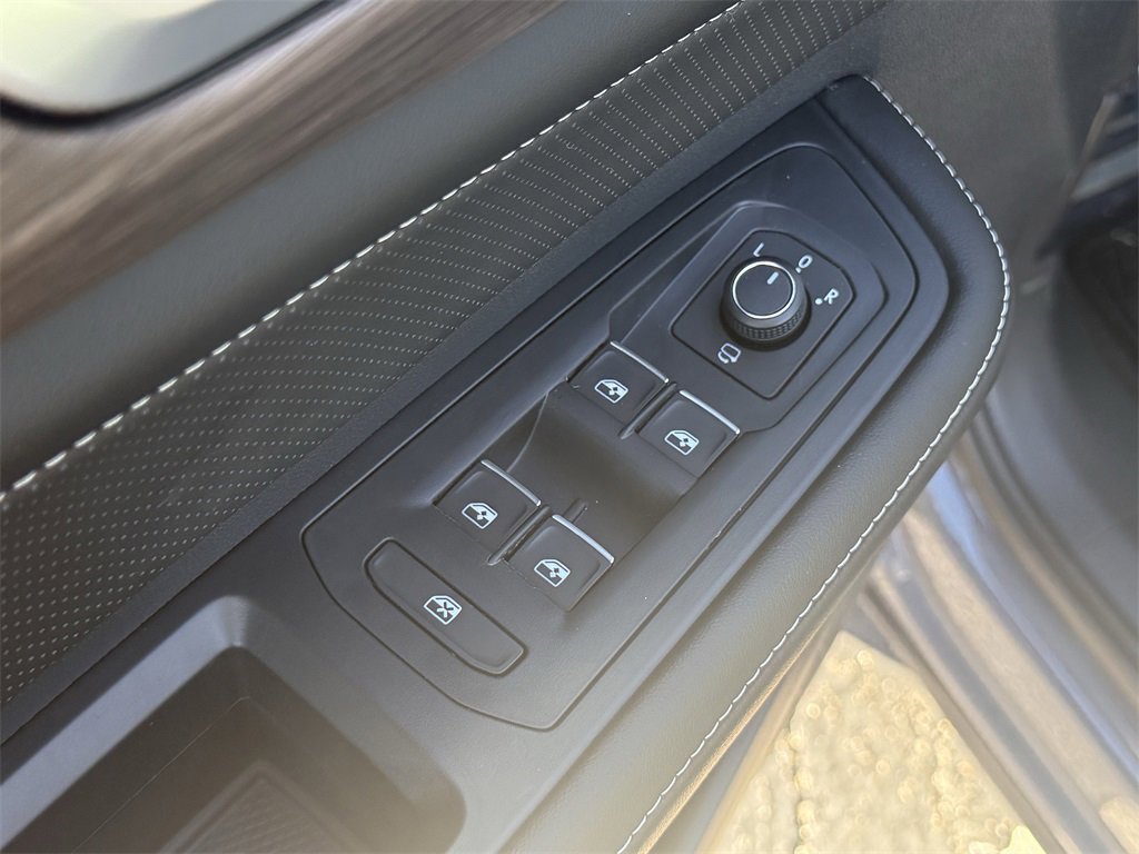 New 2026 Volkswagen Atlas SEL Premium R-Line image 11