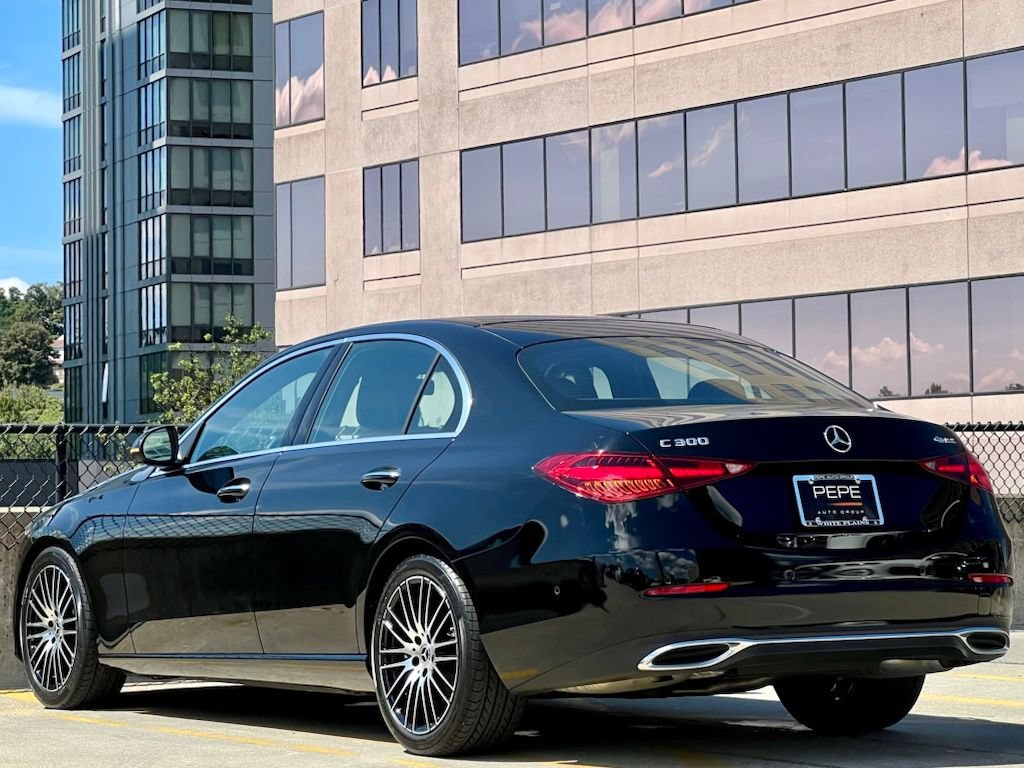 Certified 2023 Mercedes-Benz C 300 4MATIC Sedan image 5