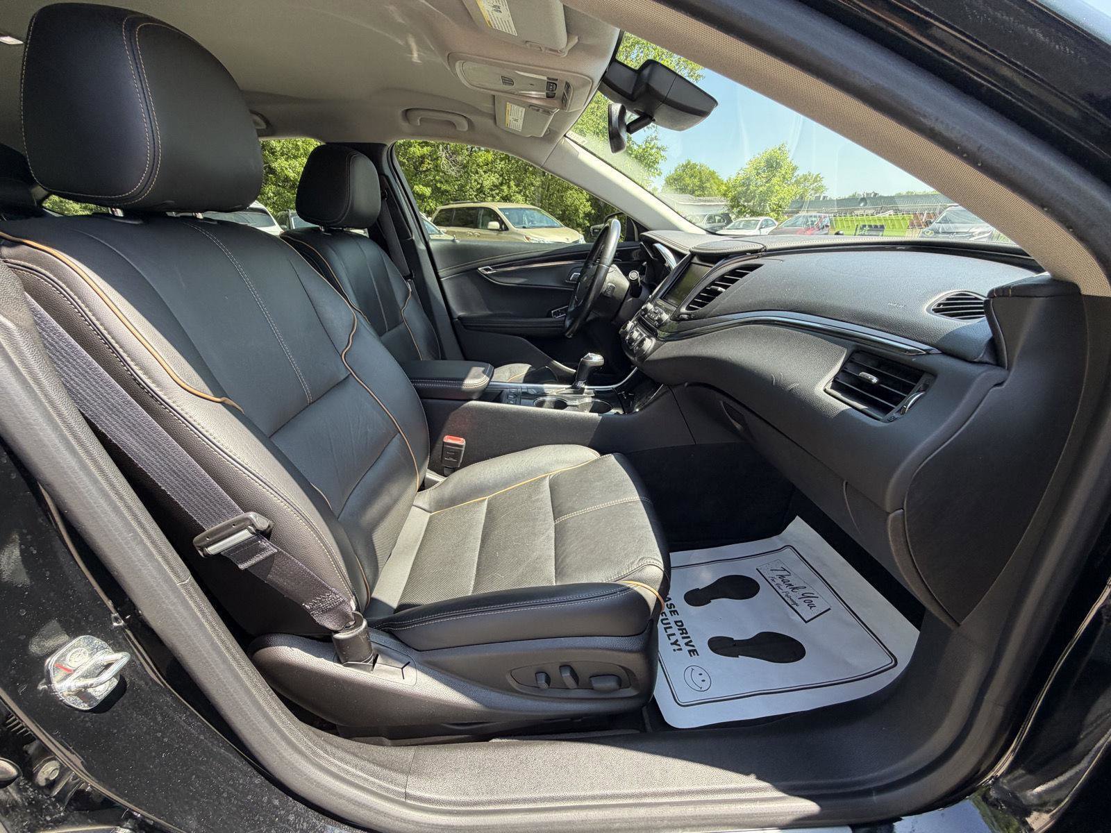 Used 2016 Chevrolet Impala LTZ w/ Enhanced Convenience Package FWD image 33