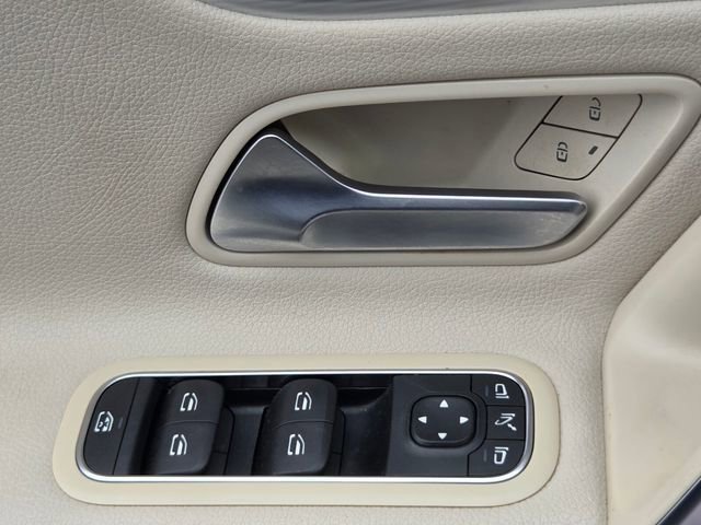 Used 2021 Mercedes-Benz CLA 250 image 30