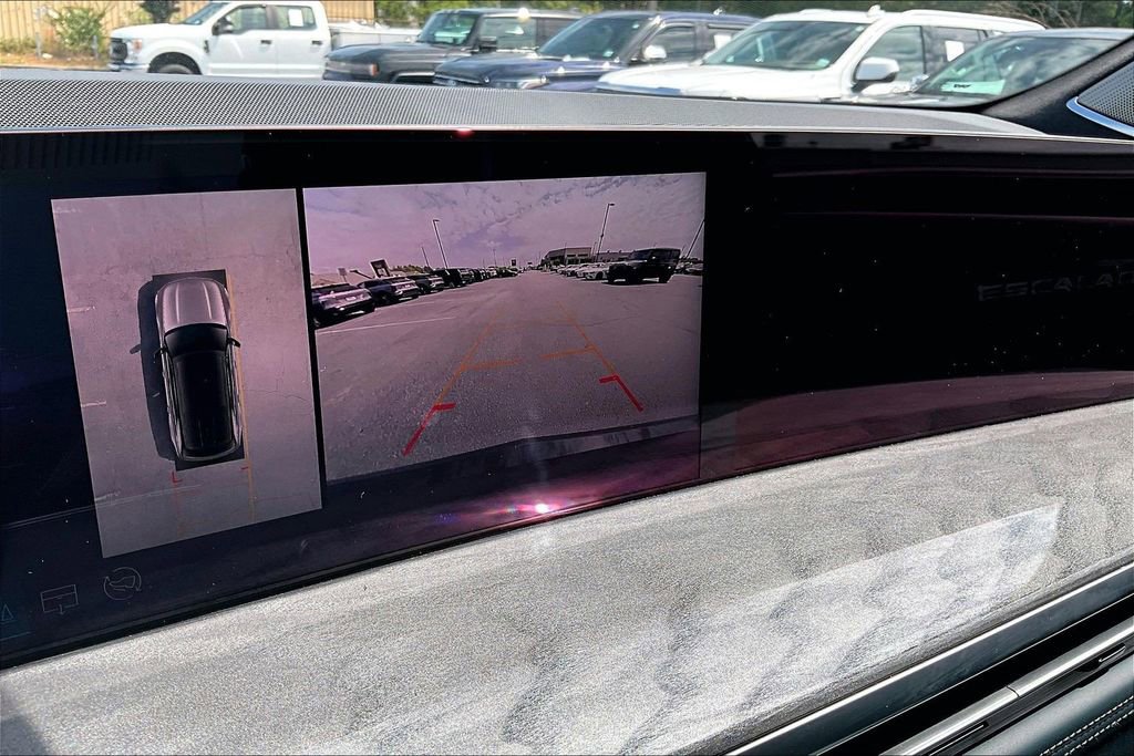 Certified 2025 Cadillac Escalade IQ Luxury 2 w/ LPO, Premium Carpet Package AWD/4WD image 14