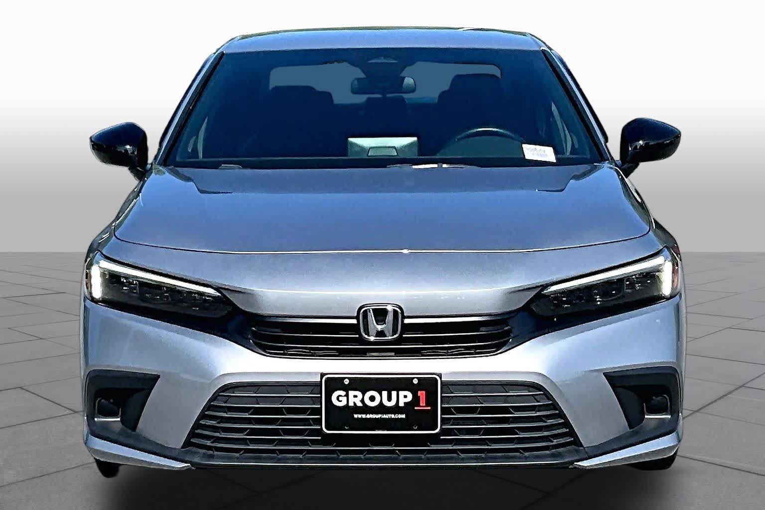Used 2023 Honda Civic Sport image 4