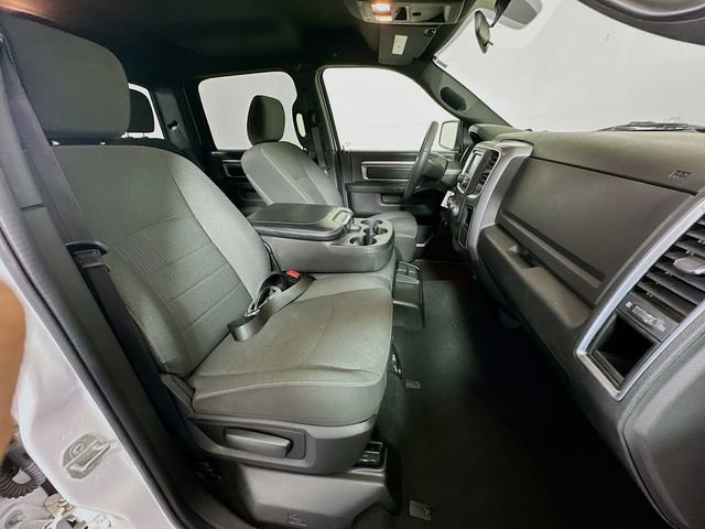 Used 2024 RAM 1500 Classic Warlock RWD image 26