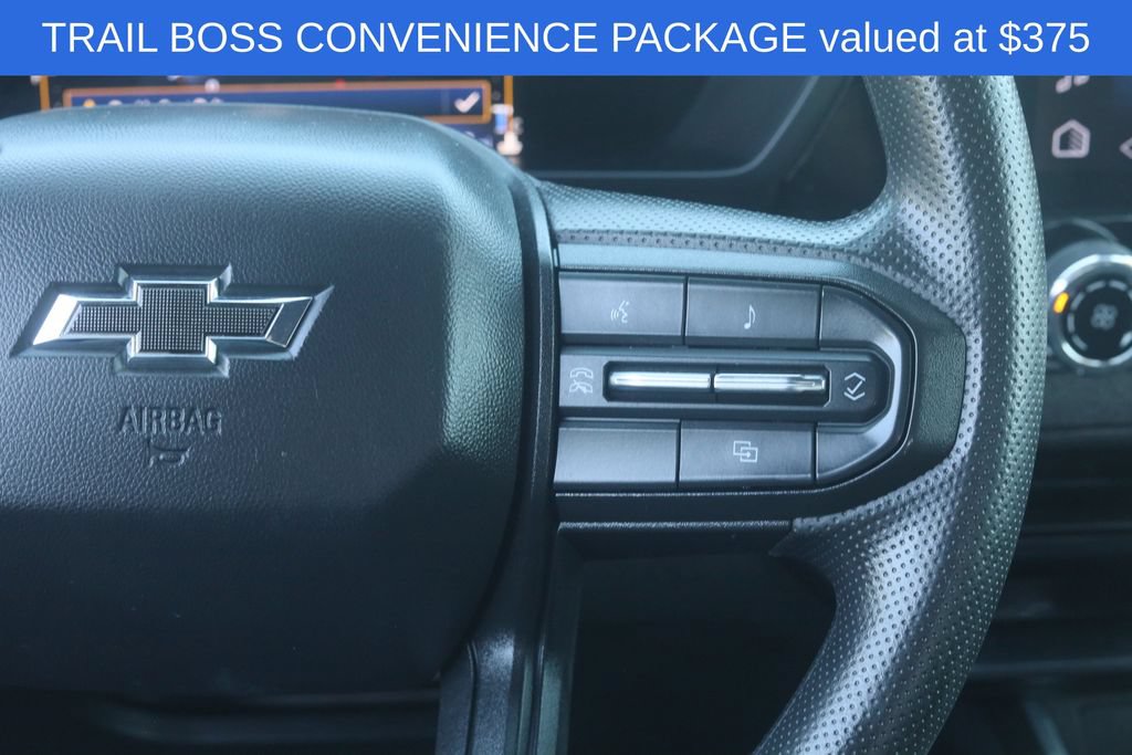 Used 2023 Chevrolet Colorado Trail Boss w/ Technology Package AWD/4WD image 9