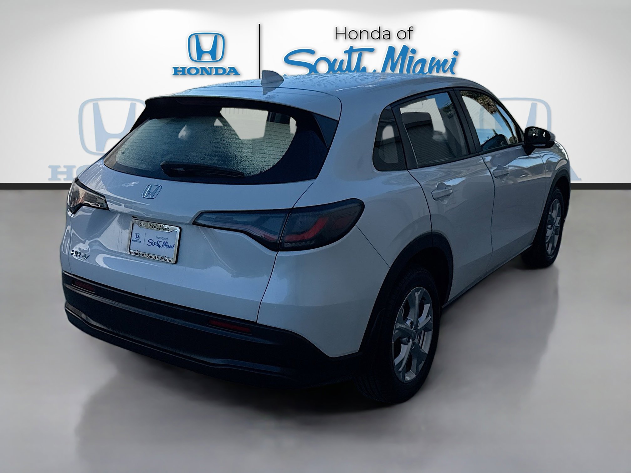 Certified 2023 Honda HR-V LX image 7