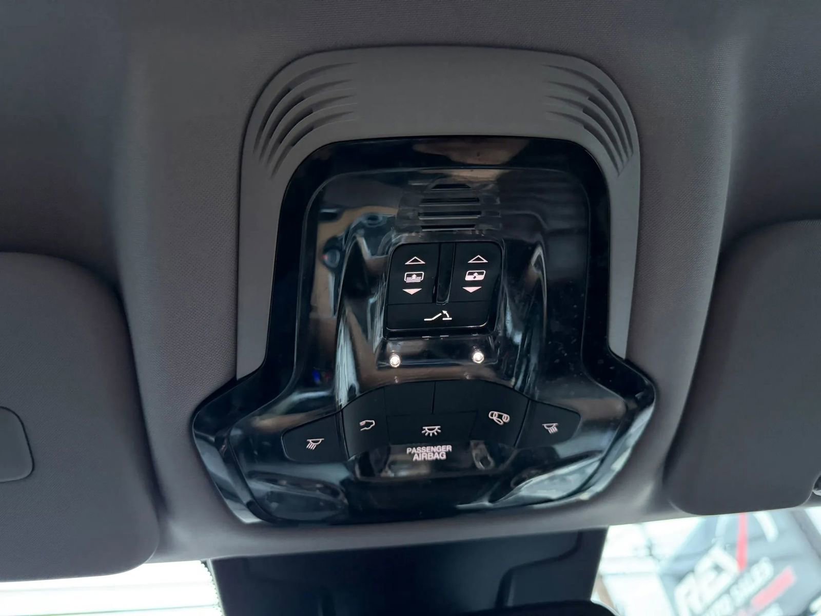 Used 2019 Alfa Romeo Stelvio Ti Lusso w/ Quick Order Package 22X Lusso image 33