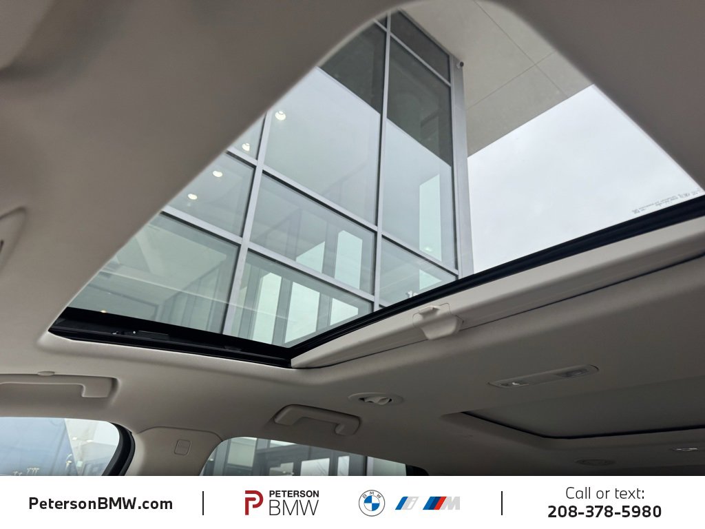 Used 2022 Buick Enclave Avenir w/ Avenir Technology Package image 35