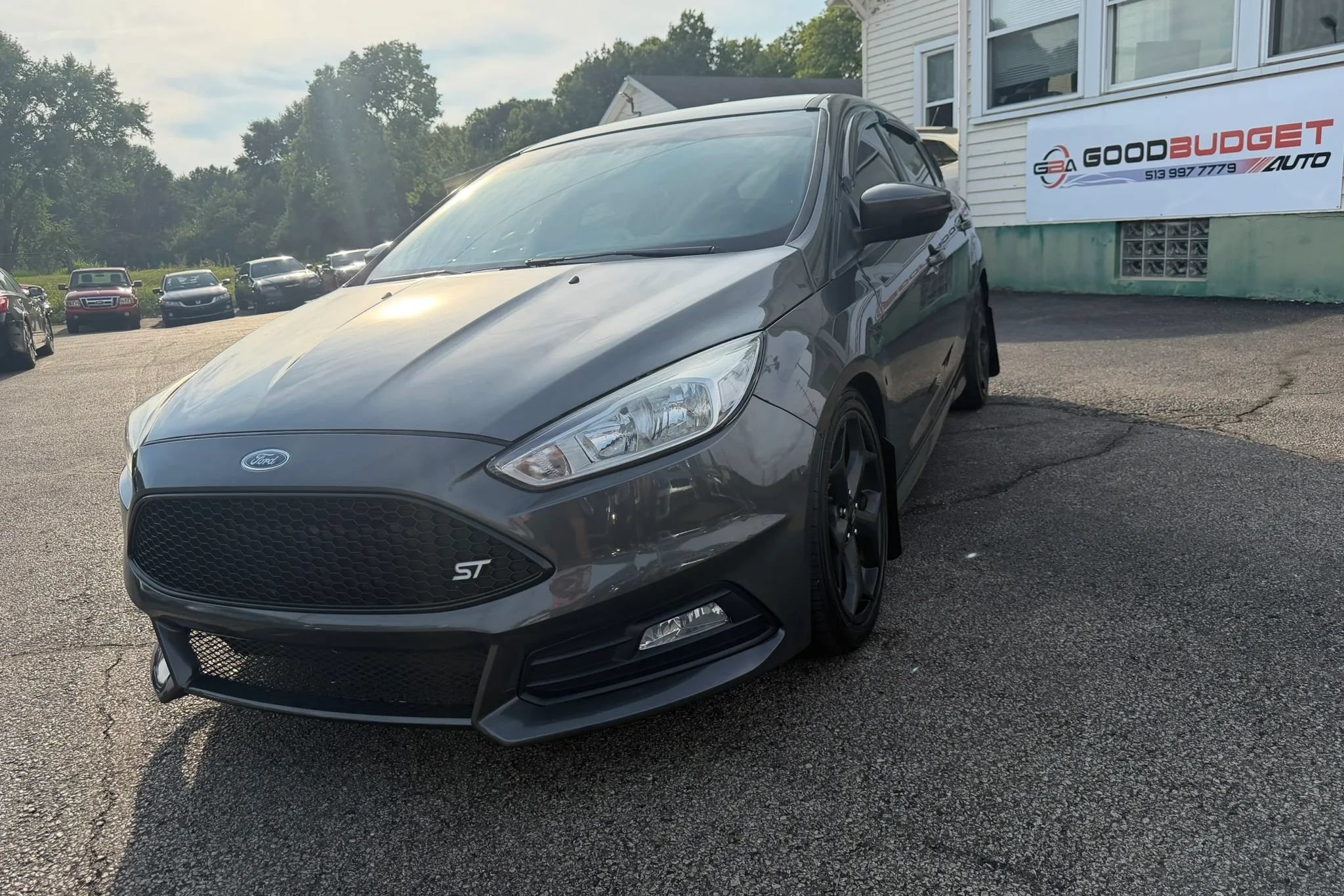 Used 2018 Ford Focus ST FWD image 1
