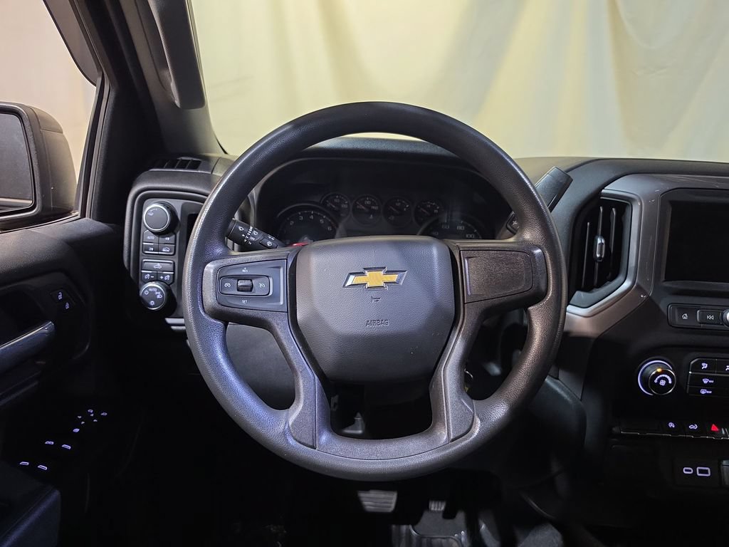 Used 2021 Chevrolet Silverado 1500 Custom AWD/4WD image 11