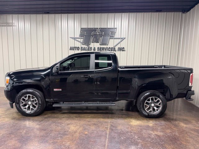 Used 2016 GMC Canyon SLE w/ All Terrain Package RWD image 3