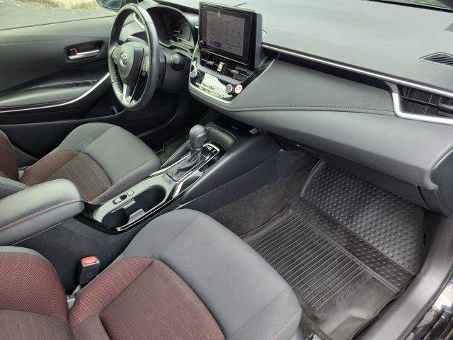 Used 2024 Toyota Corolla SE w/ SE Premium Package FWD image 13
