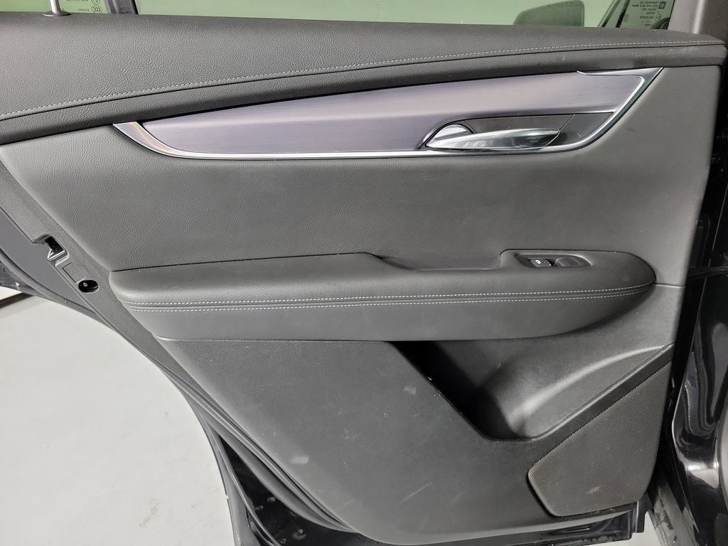 Used 2024 Cadillac XT6 Luxury w/ LPO, Floor Liner Package AWD/4WD image 14