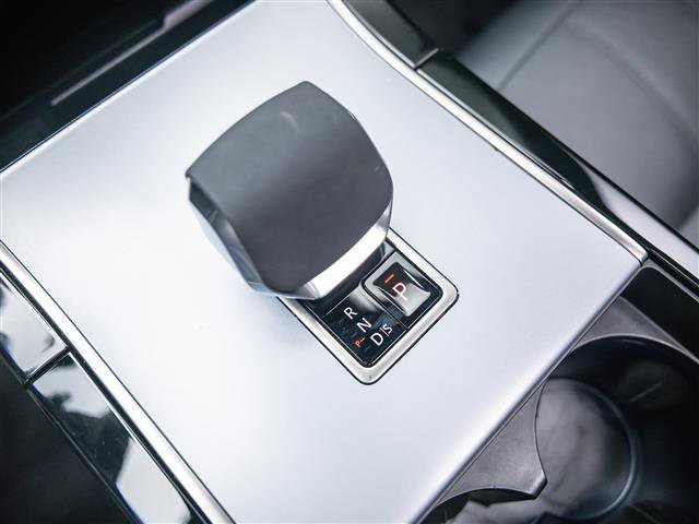 Used 2024 Land Rover Range Rover Evoque S AWD/4WD image 29