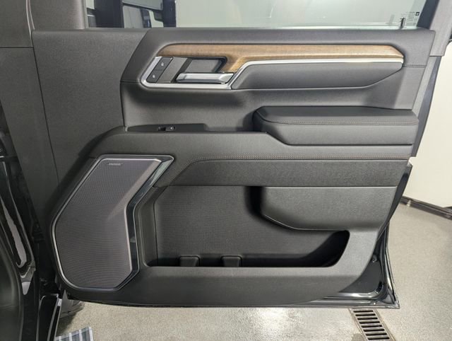 Used 2024 Chevrolet Silverado 2500 High Country w/ High Country Premium Package image 27