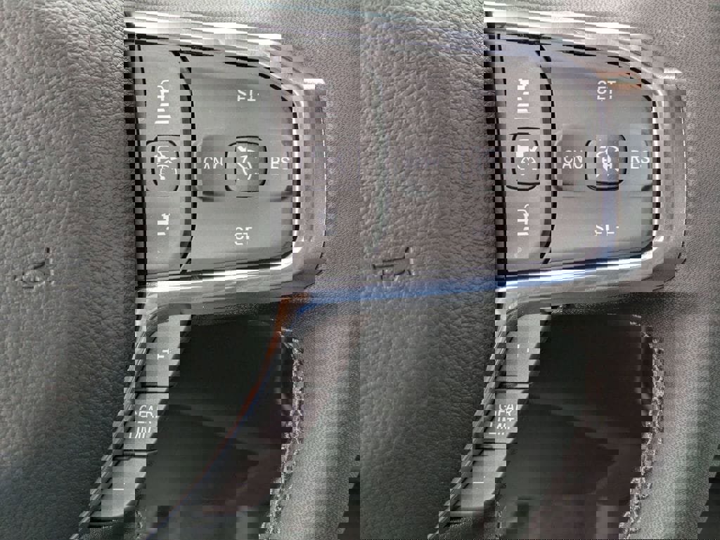 New 2025 RAM 2500 Laramie image 15