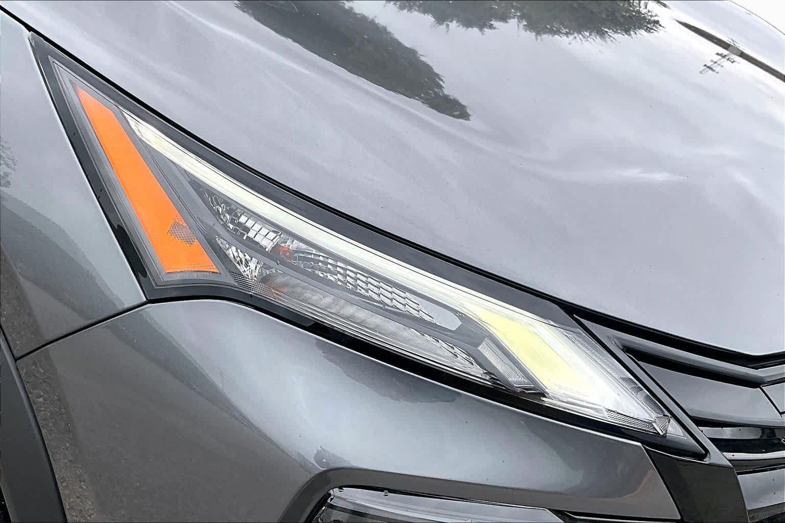 New 2026 Nissan Rogue Dark Armor FWD image 18